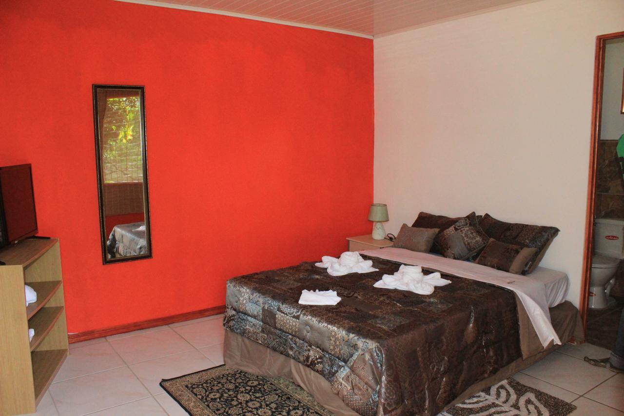 Hotel Your House Rio Segundo Exterior photo